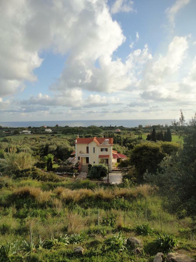 Villa Elpida スヴォロナータ エクステリア 写真