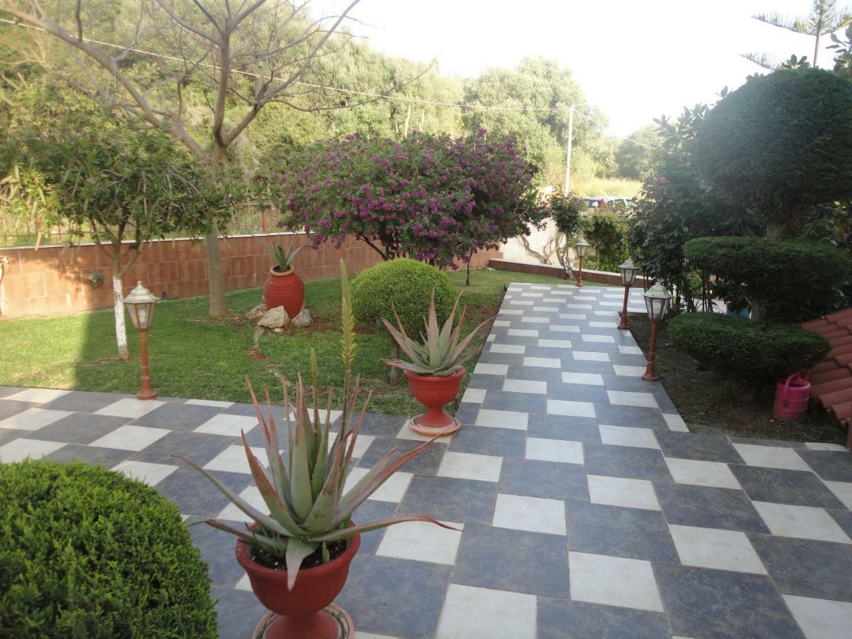 Villa Elpida スヴォロナータ エクステリア 写真