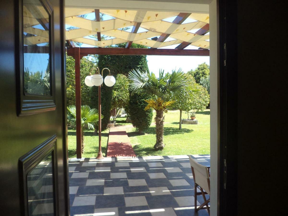 Villa Elpida スヴォロナータ エクステリア 写真