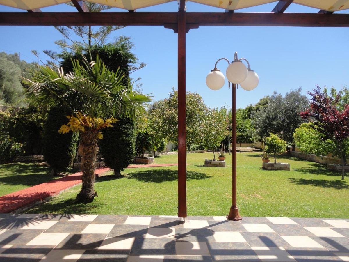Villa Elpida スヴォロナータ エクステリア 写真